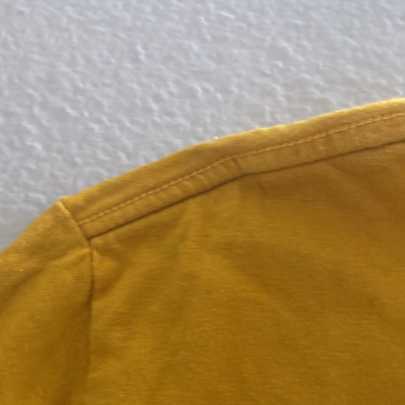 Levi’s size medium T-shirt Tee cute, frog outline, drawing on back and front - Picture 8 of 17